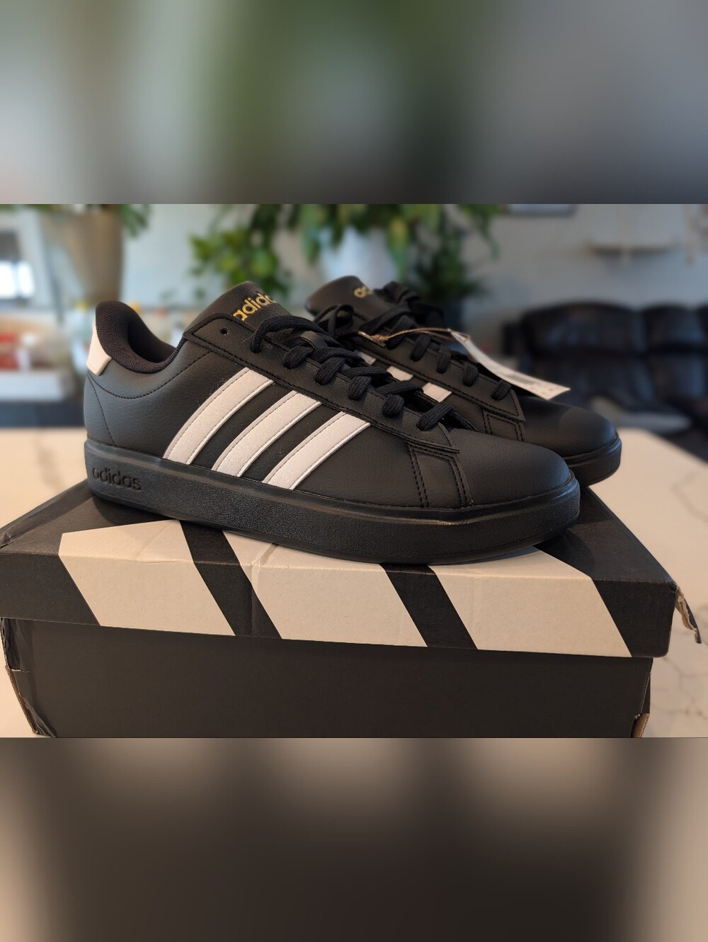 NWT adidas Grand Court 2.0